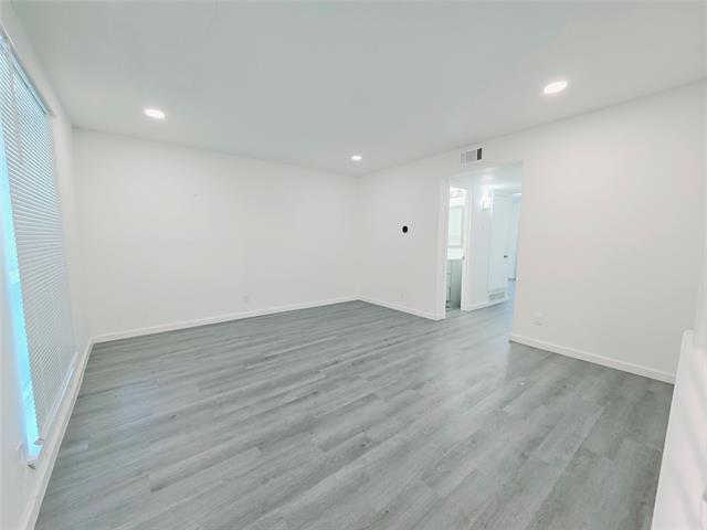 Photo - 620 Royal Crest Dr