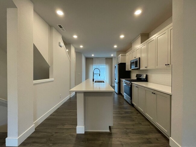 Photo - Beautiful, Bight & Modern 2Bd/2.5Ba Townhome in North Bethany! Two car attached garage, In unit l...