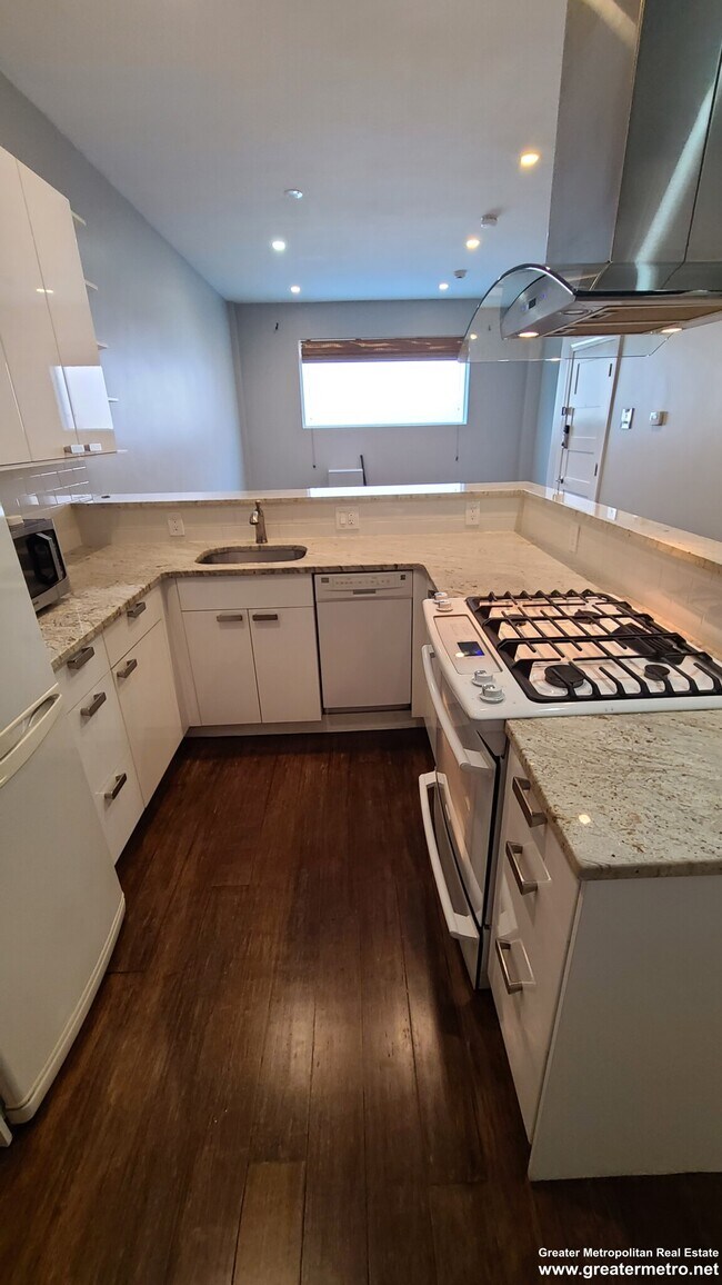 Photo - 99 Endicott St Unidad 1