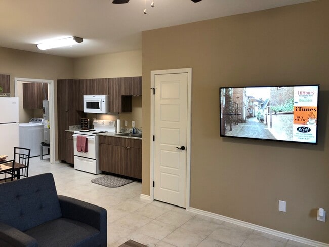 Photo - 2206 E US Highway 281 Unit B-11