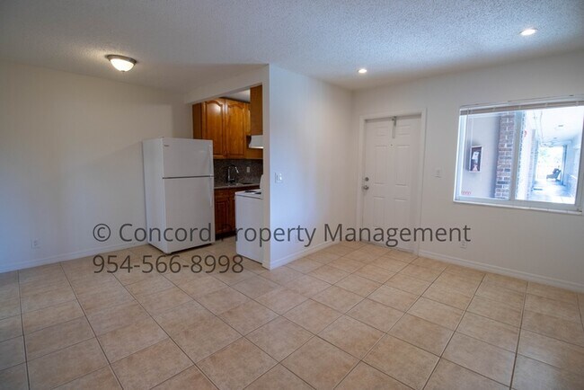 Pool view 2nd Floor One Bedroom, One Bath - Pool view 2nd Floor One Bedroom, One Bath Condo Unit 15