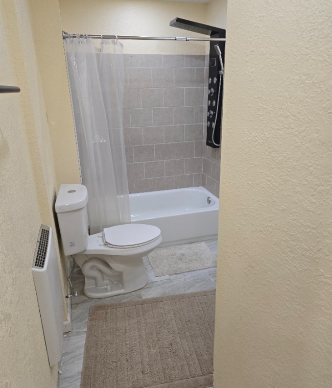 Photo - 5393 Seebaldt St Unidad A