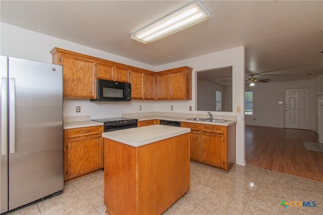 Photo - 2907 Lantana Dr
