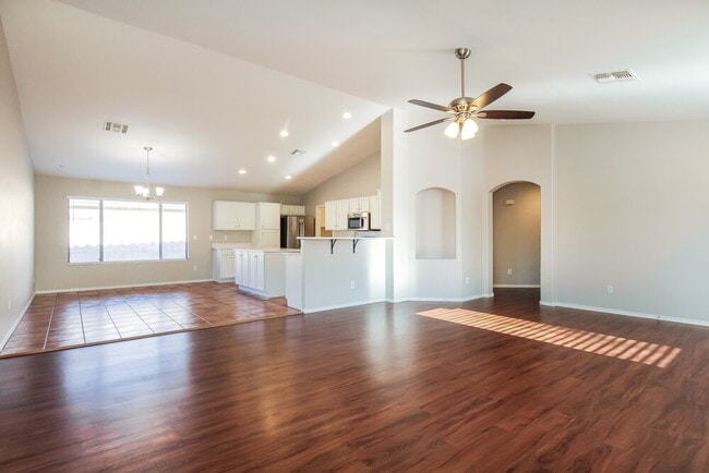 Photo - 15821 W Tara Ln