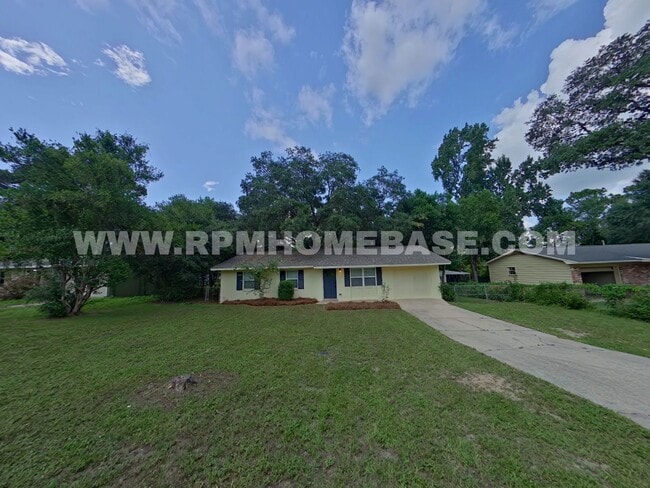 Building Photo - 506 Forrest Ct