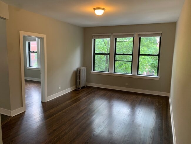Photo - 5513 S Everett Ave Unit 2W