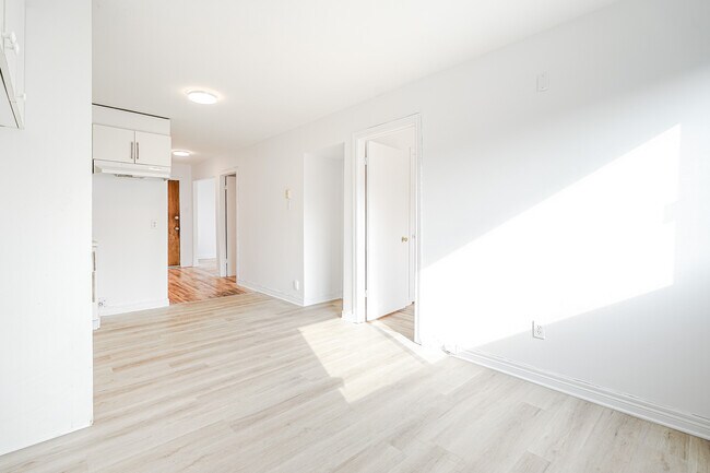 Photo - 5651 Boul Henri-Bourassa E Unit 7