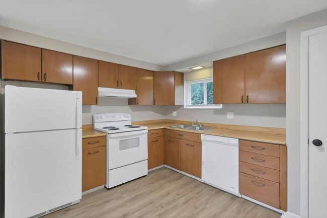 Building Photo - 1029 Binns Blvd Unit C