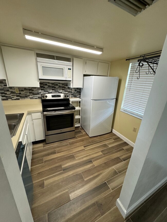 Photo - 5006 Bordeaux Village Plz Unit 202