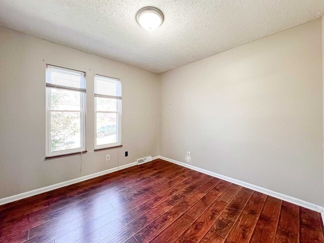 Photo - 12204 W Kingsgate Rd