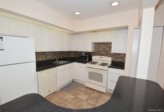 Photo - 206-14 Emily Rd Unit 42 L