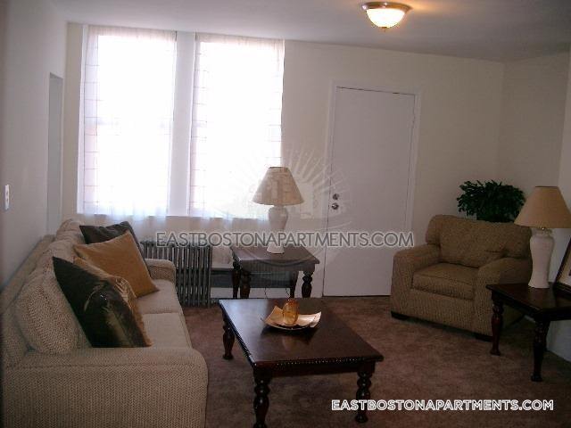 Building Photo - 210 Maverick St