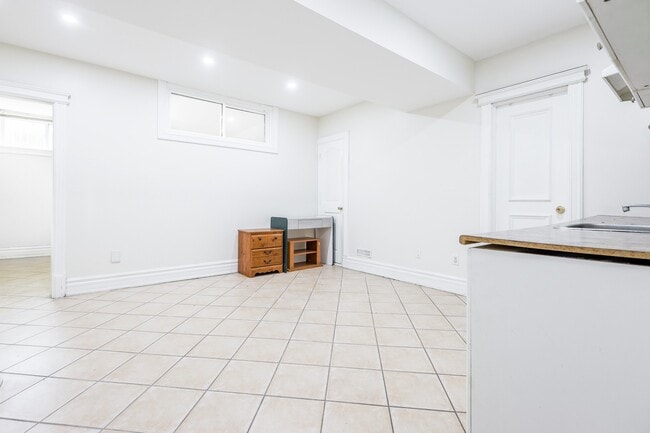Photo - Bright, Beatutiful & Look Out Basement Apt.