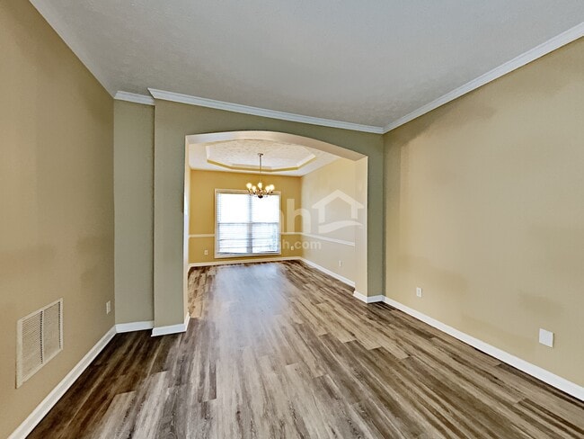 Photo - 1454 Chamirey Dr SW