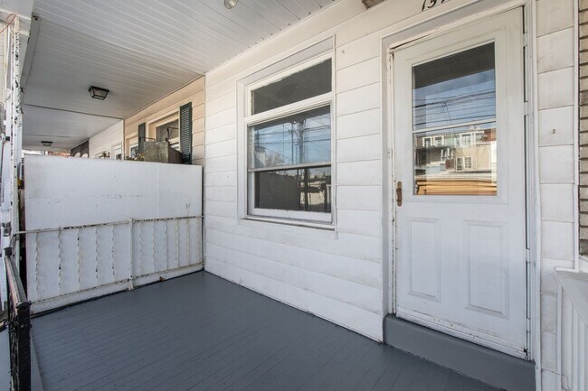 Photo - 1542 Warren St Casa