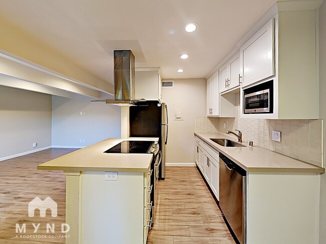 Photo - 2522 T St Unidad 8