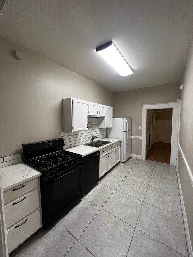 715 17th St Apartments Unit 1 Sacramento, CA