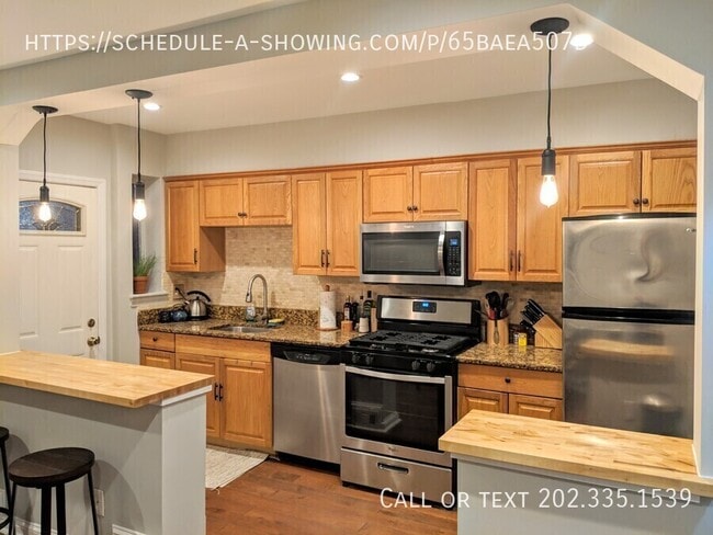 Photo - 2330 14th St NE
