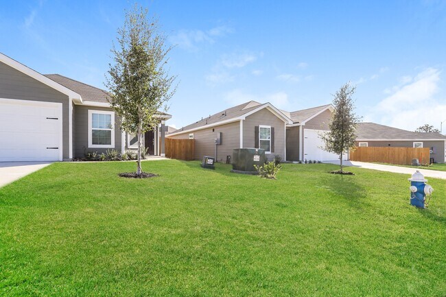 Photo - 26627 Ezemily Dr