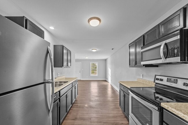 Building Photo - 440 Thad Little Rd Unit B Rental