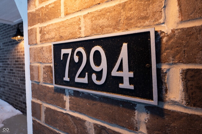 Photo - 7294 Broadview Ln