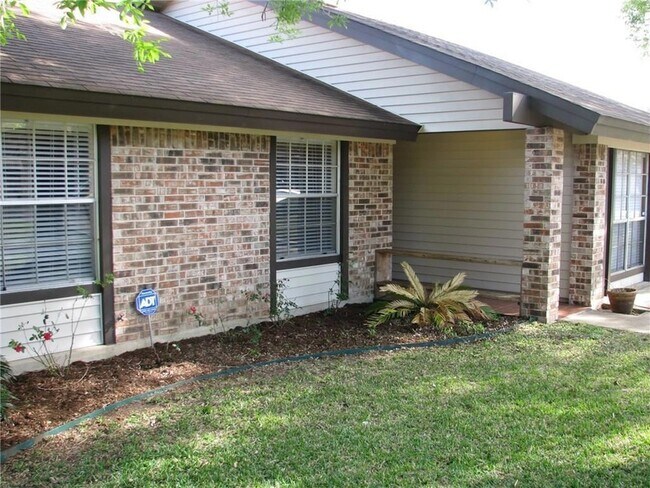 Photo - 6509 Skycrest Dr
