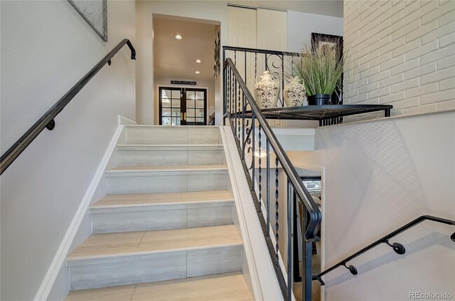 Photo - 2221 S Arbutus Ct