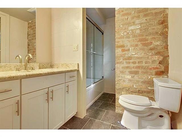 Photo - 713 St Ann St.