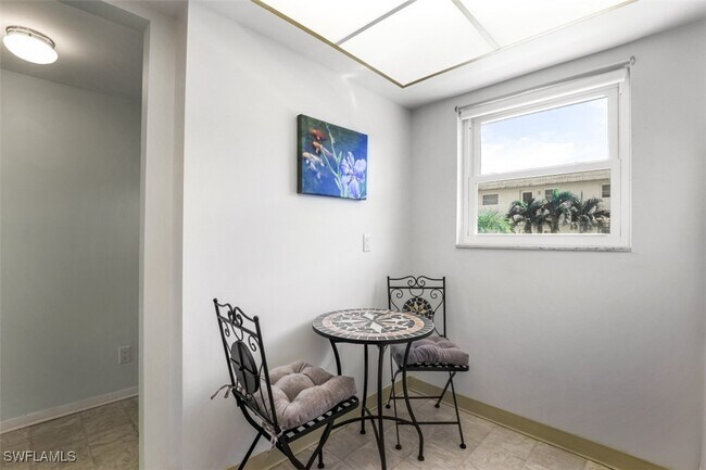 Photo - 3150 Binnacle Dr Unidad 217