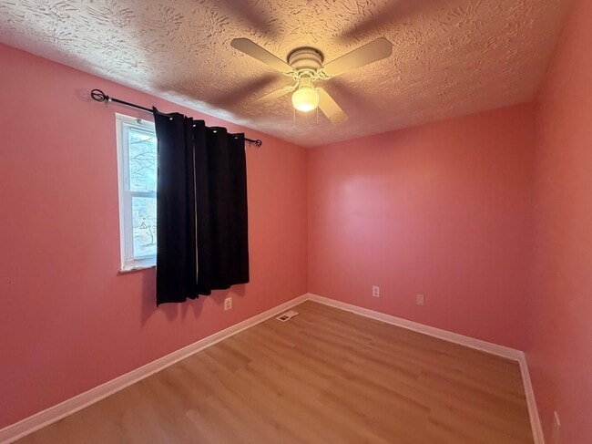 Photo - 10244 Farmington Ct