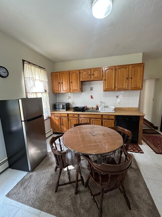 Photo - 20 Sutton St Unit #2