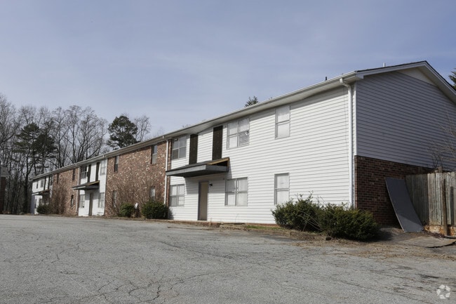 Poinsett View Apartments For Rent In Greenville Sc Forrent Com