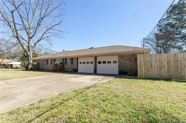 Photo - 110 Diane Dr