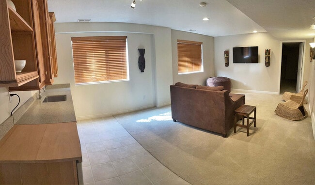 Photo - 2009 Sweetbriar Ln Unit ID1389250P