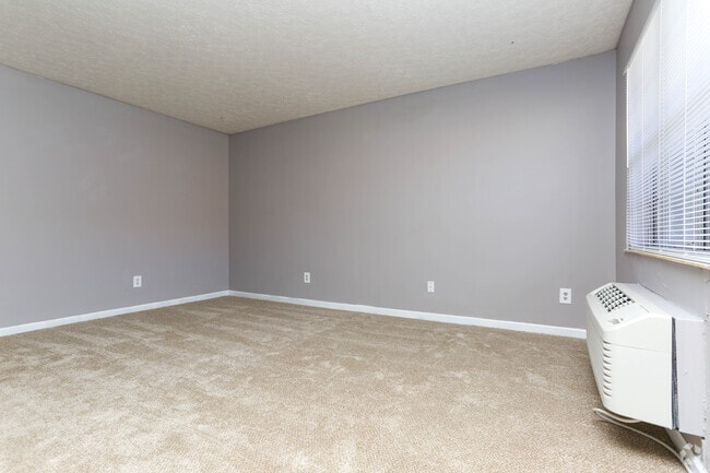 1HAB, 1BA - 550 ft² - Sala de estar - Brandy Chase Apartments