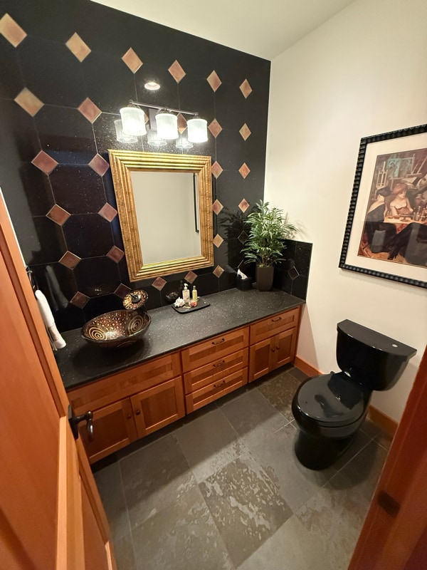 Photo - 212 N Bay Ln