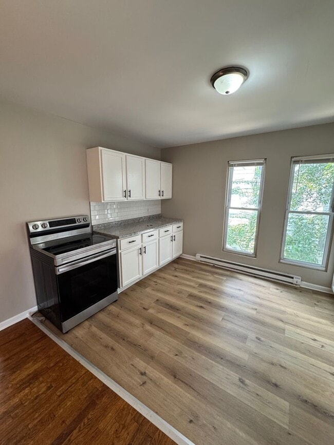 Building Photo - 303 S 4th St Unit #2 Rental