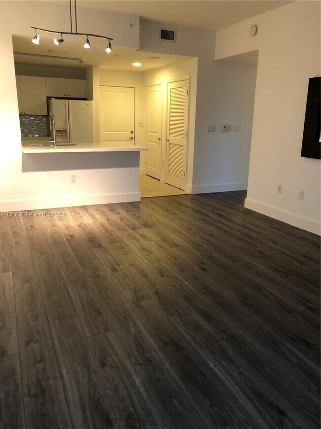 Building Photo - 10 Aragon Ave Unit 802 Rental