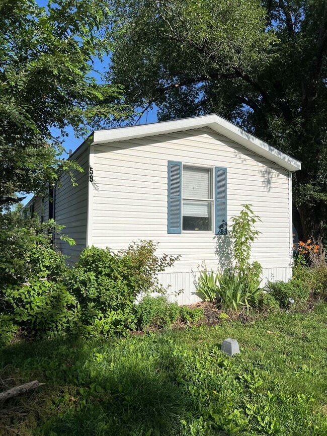 Building Photo - Used Mobile Home For Sale