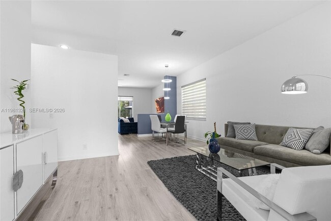 Photo - 625 Bald Cypress Rd