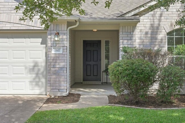 Photo - 7817 Squirrel Hollow Dr