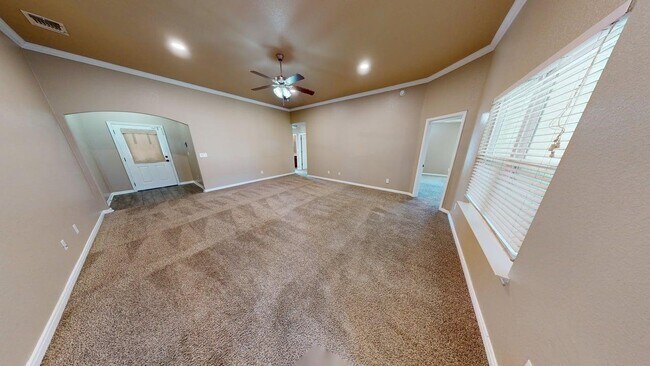 Photo - 307 Dober St