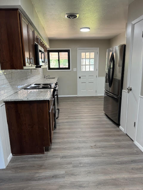 Photo - 7840 Lake Shore Blvd Unit A