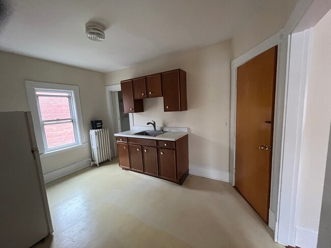 Photo - 30 Rindge Ave Unidad 3