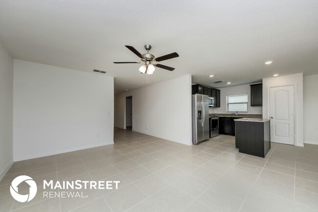 Photo - 1467 Swan Lake Cir