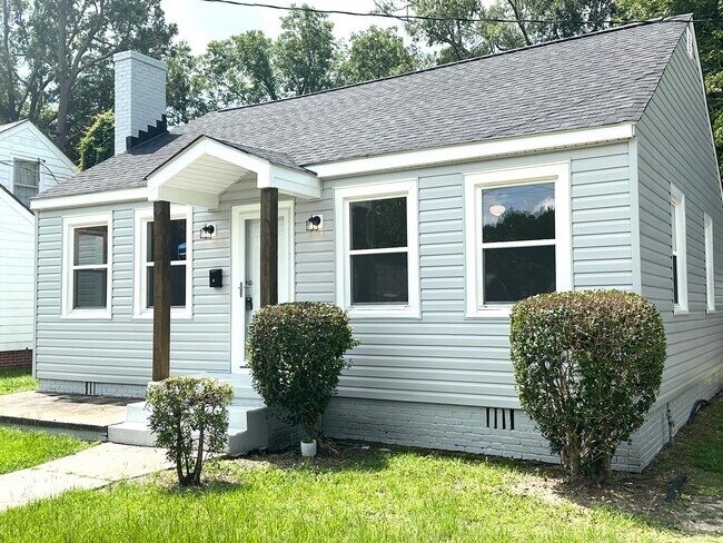 Photo - 1107 Colonial Ave