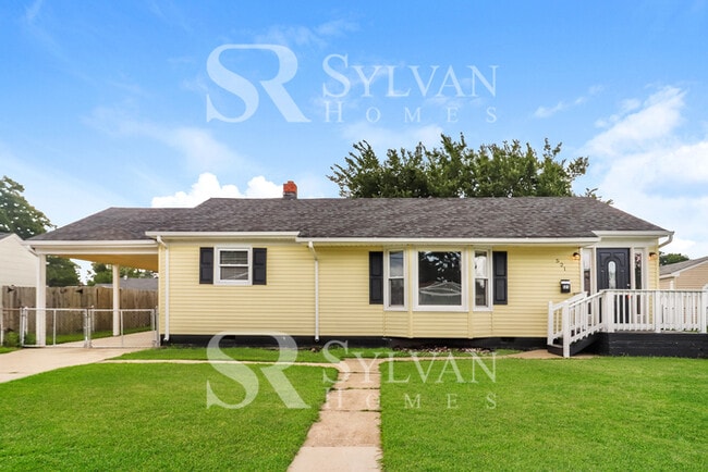 Photo - Immaculately kept 4 bedroom, 2 bathroom home