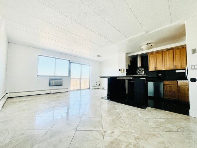 Photo - 9229 Queens Blvd Unit 18D