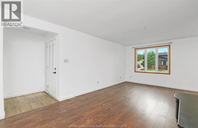 Photo - 9597 Avery Ln