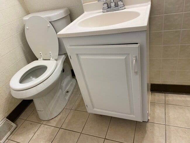 Photo - 1175 Mason St